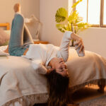 Lampu Malam: Menutup Hari dengan Lembut